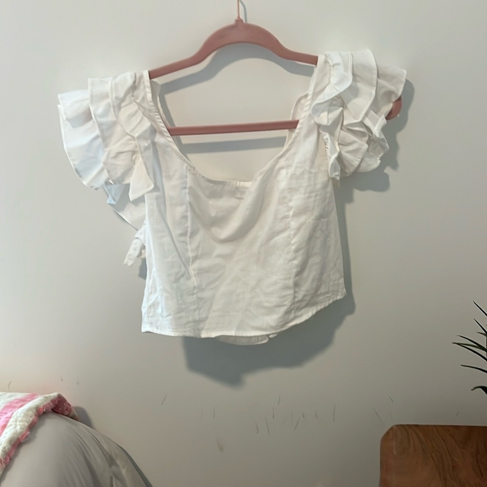 White crop top